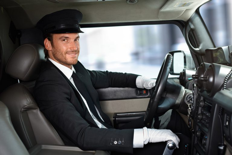 thing-you-should-know-before-starting-a-limo-rental-service-limousine